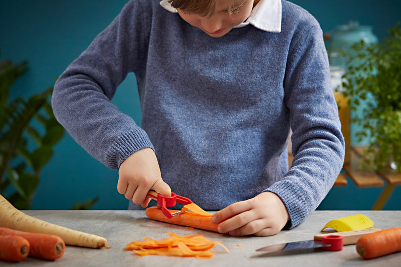 Le Petit Chef Peeler